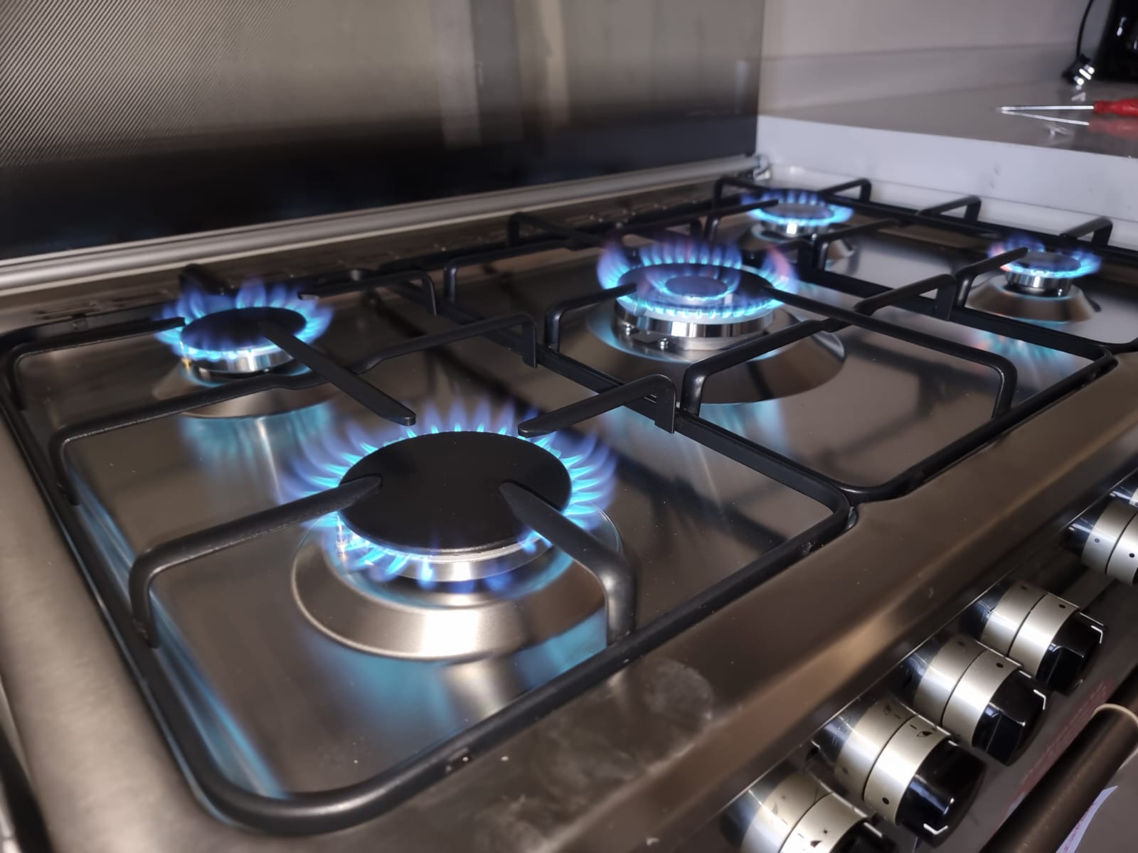 تصليح أفران الغاز بالرياض بسرعة وجودة عالية